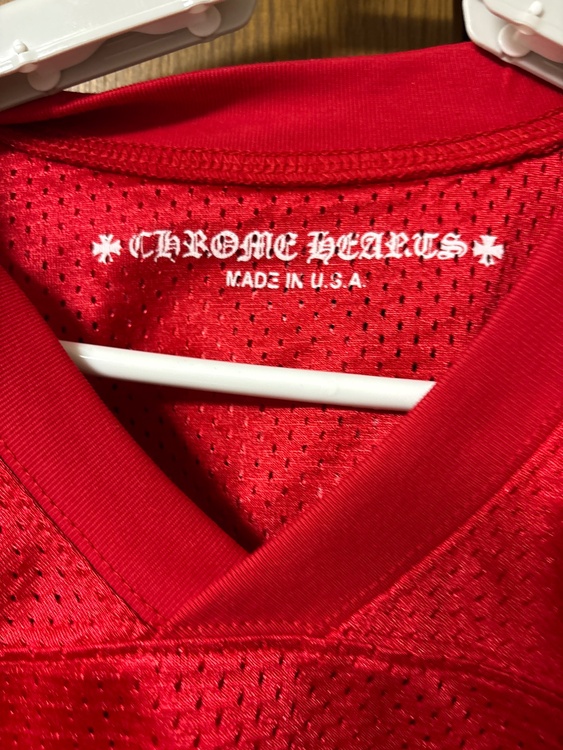 クロムハーツメッシュロングtシャツ赤（古着・ファッション）の商品画像 - 査定依頼日：2026年3月17日 - 最高査定価格：8,000円