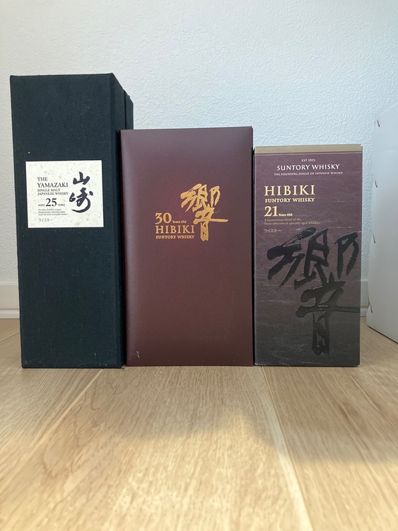 ウイスキー サントリー山崎（お酒）の商品画像 - 査定依頼日：2026年10月18日 - 最高査定価格：1,400,000円