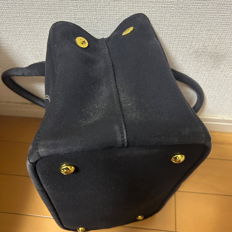 プラダ  （ブランドバッグ）の商品画像 - 査定依頼日：2025年9月25日 - 最高査定価格：52,000円