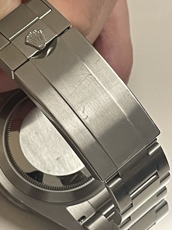 126610LV（高級時計）の商品画像 - 査定依頼日：2025年12月11日 - 最高査定価格：2,300,000円