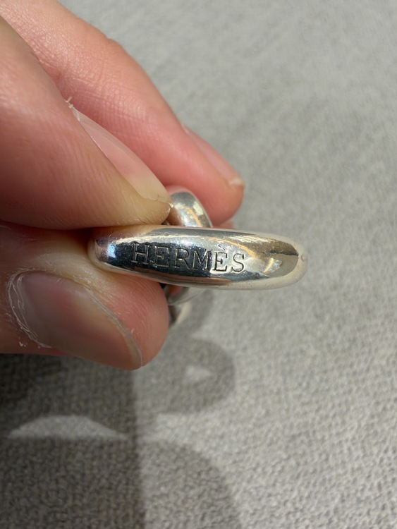 エルメス アクロバット MM（金・貴金属）の商品画像 - 査定依頼日：2026年10月29日 - 最高査定価格：4,000,000円