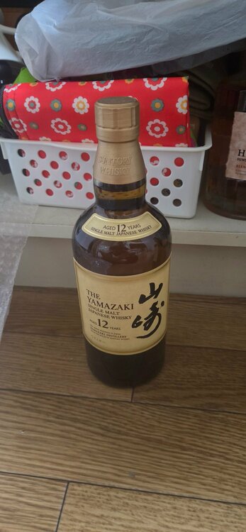 山崎12年（お酒）の商品画像 - 査定依頼日：2026年5月18日 - 最高査定価格：20,700円