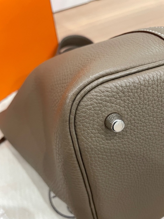 ピコタン（ブランドバッグ）の商品画像 - 査定依頼日：2025年10月8日 - 最高査定価格：450,000円