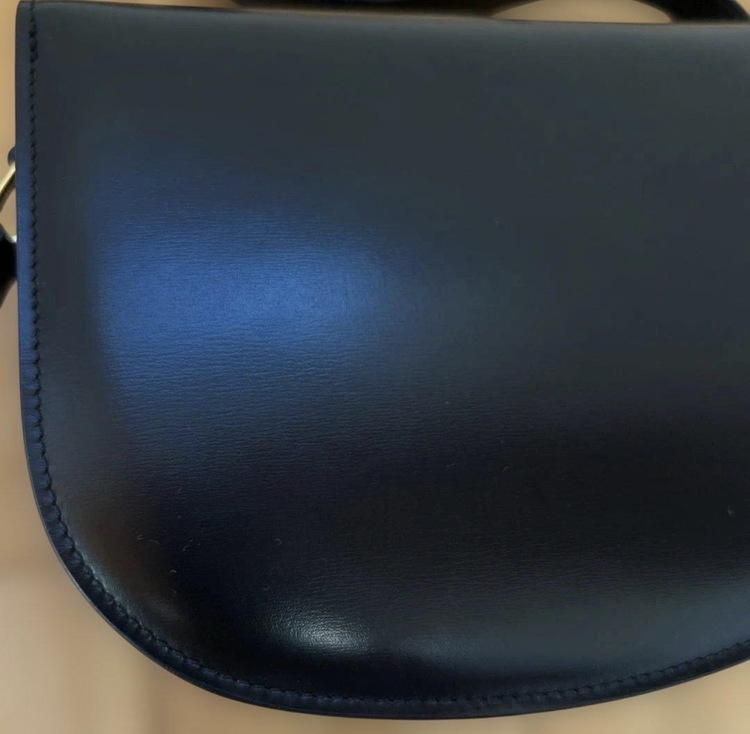 セリーヌ  （ブランドバッグ）の商品画像 - 査定依頼日：2026年1月28日 - 最高査定価格：180,000円