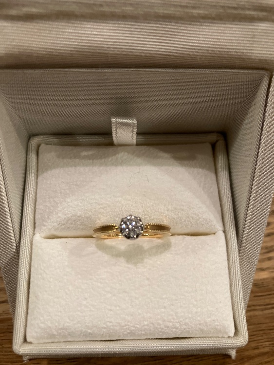 ENUOVE ダイヤモンドリング（宝石）の商品画像 - 査定依頼日：2025年9月9日 - 最高査定価格：200,000円