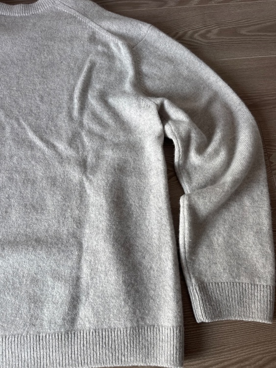 ニット（古着・ファッション）の商品画像 - 査定依頼日：2026年3月13日 - 最高査定価格：10,000円