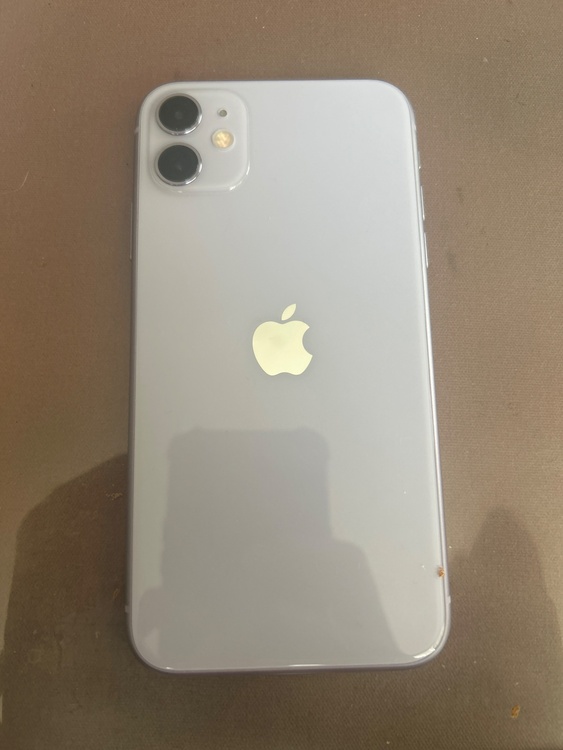 iPhone11256g（スマホ）の商品画像 - 査定依頼日：2026年8月30日 - 最高査定価格：20,000円