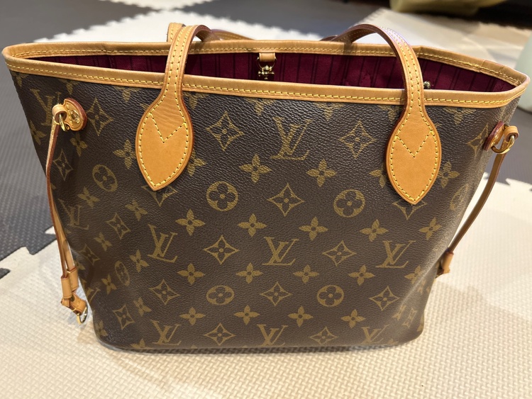 ルイヴィトン ネヴァーフル （ブランドバッグ）の商品画像 - 査定依頼日：2026年2月7日 - 最高査定価格：160,000円