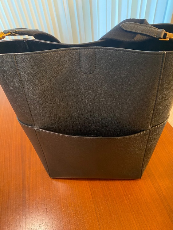 CELINE サングルバッグ（Sangle）（ブランドバッグ）の商品画像 - 査定依頼日：2026年3月9日 - 最高査定価格：140,000円