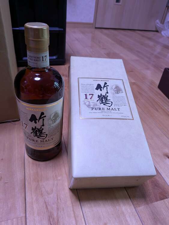 山崎１８年、竹鶴１７年、竹鶴２１年（お酒）の商品画像 - 査定依頼日：2025年2月12日 - 最高査定価格：170,000円