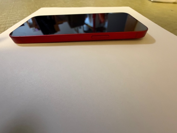 iPhone 13 128GB SIMフリー（スマホ）の商品画像 - 査定依頼日：2026年4月12日 - 最高査定価格：36,000円