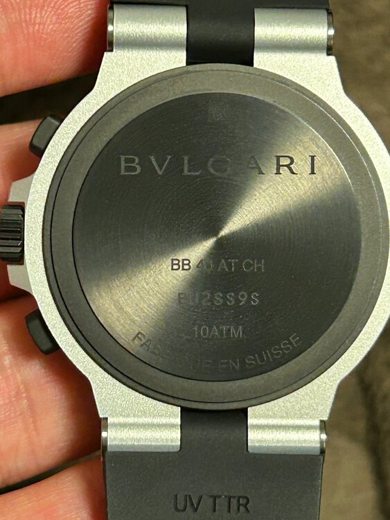 ブルガリアルミニウムクロノグラフBB40ATCH（高級時計）の商品画像 - 査定依頼日：2025年5月31日 - 最高査定価格：30,000円