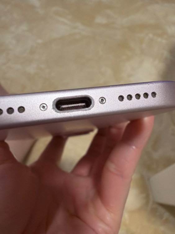 iPhone 15 256GB SIMフリー（スマホ）の商品画像 - 査定依頼日：2026年3月2日 - 最高査定価格：71,000円