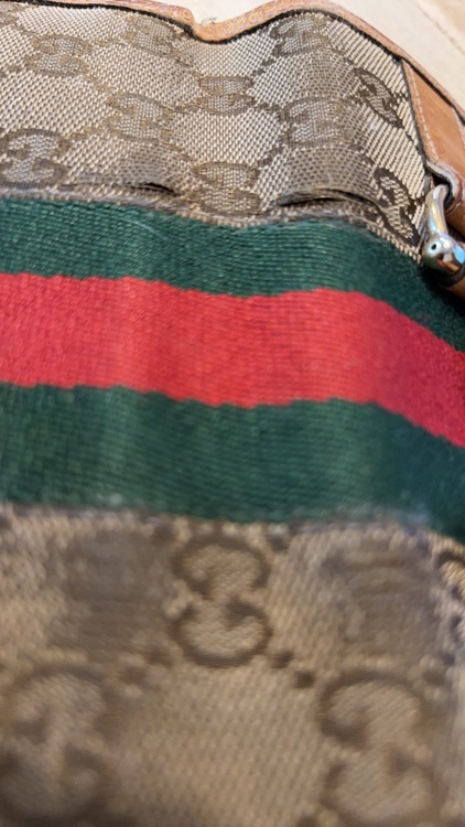 グッチ  （ブランドバッグ）の商品画像 - 査定依頼日：2025年10月13日 - 最高査定価格：3,000円