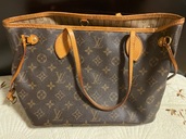 ルイヴィトン ネヴァーフル （ブランドバッグ）の商品画像 - 査定依頼日：2025年8月28日 - 最高査定価格：110,000円