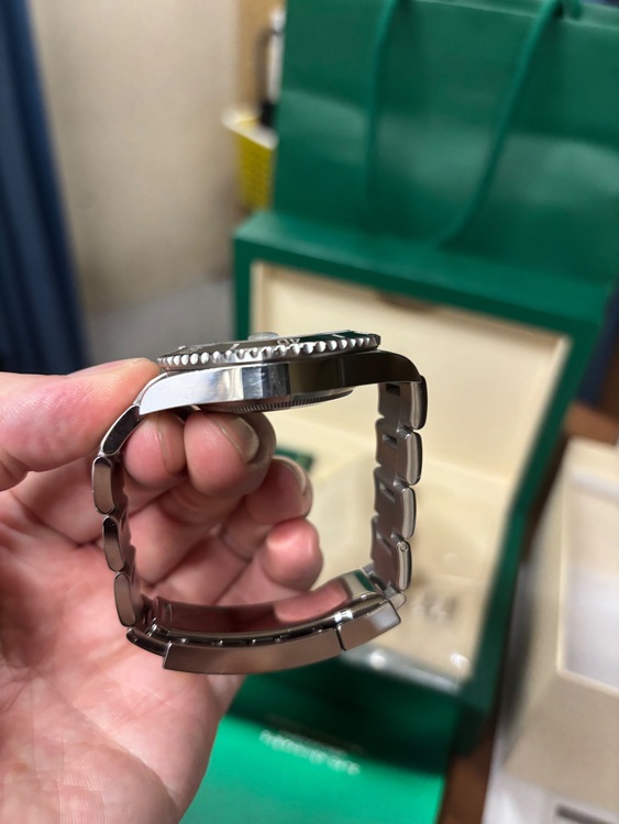 ロレックス　サブマリーナデイト（高級時計）の商品画像 - 査定依頼日：2025年10月22日 - 最高査定価格：2,120,000円