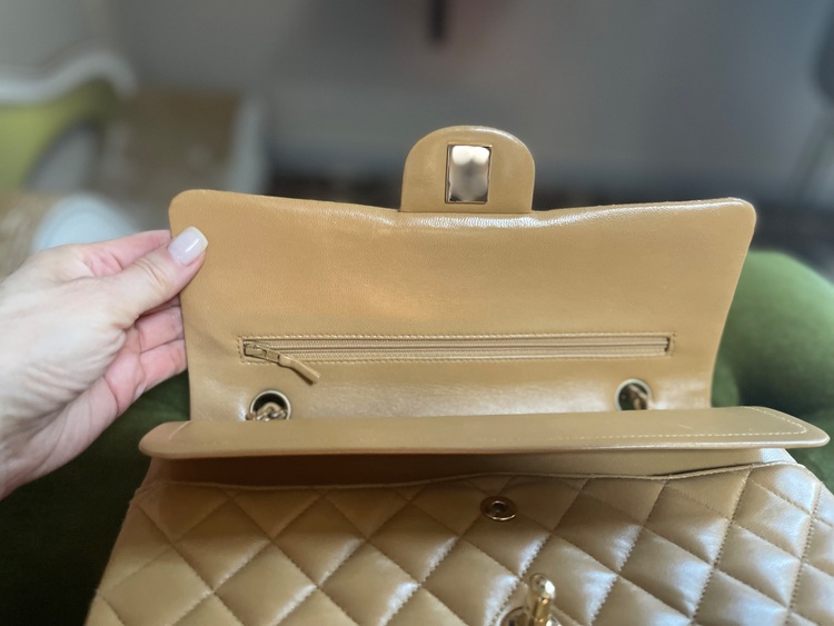 25（ブランドバッグ）の商品画像 - 査定依頼日：2025年6月29日 - 最高査定価格：300,000円