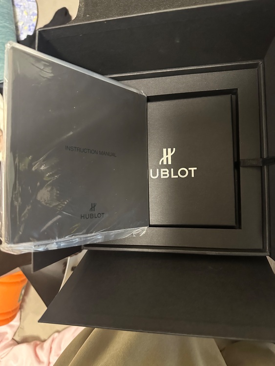 ウブロ ビックバン HU301.PX.1180.Rx（高級時計）の商品画像 - 査定依頼日：2025年11月26日 - 最高査定価格：2,200,000円