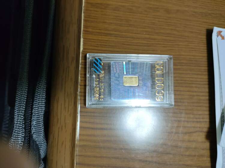 gold　0.3g（金・貴金属）の商品画像 - 査定依頼日：2024年2月1日 - 最高査定価格：3,000円