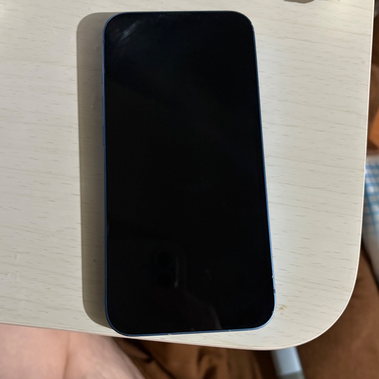 iPhone 13 128GB au（スマホ）の商品画像 - 査定依頼日：2026年4月8日 - 最高査定価格：100,000円