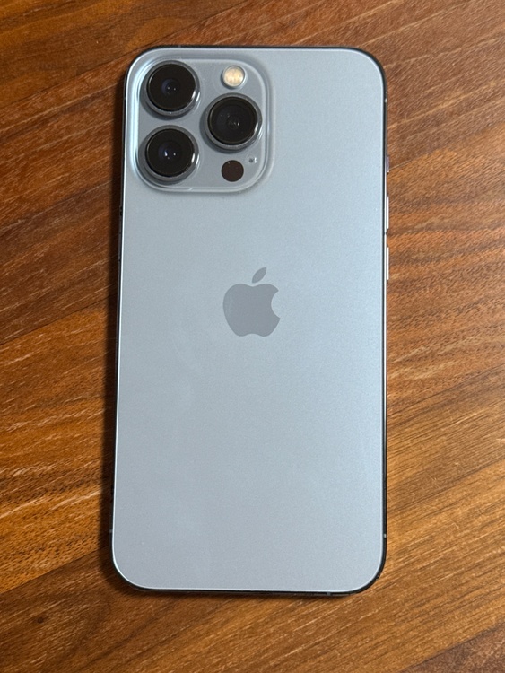 iPhone 13 Pro 128GB docomo（スマホ）の商品画像 - 査定依頼日：2026年3月13日 - 最高査定価格：38,000円