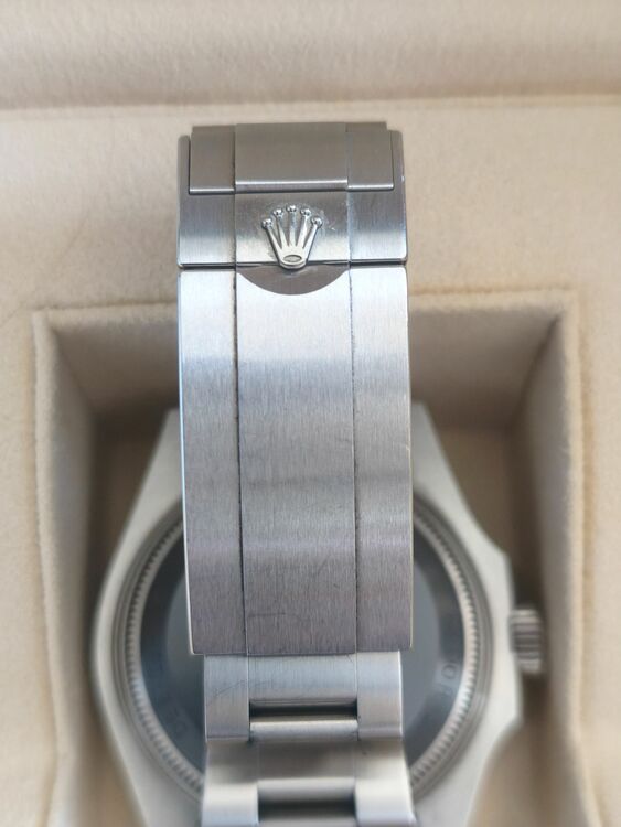 136660（高級時計）の商品画像 - 査定依頼日：2025年10月9日 - 最高査定価格：1,900,000円