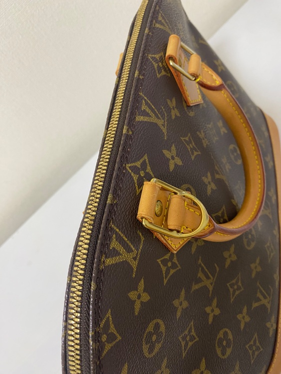 ルイヴィトン アルマ （ブランドバッグ）の商品画像 - 査定依頼日：2025年9月8日 - 最高査定価格：60,000円