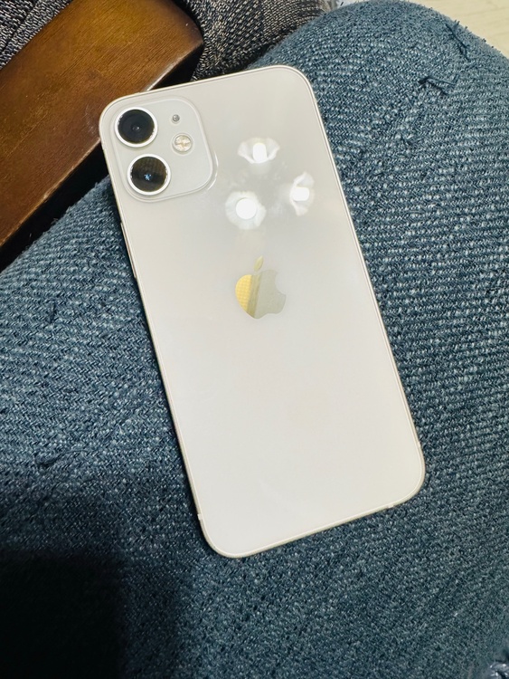 iPhone iPhone 12 mini 64GB Softbank（スマホ）の商品画像 - 査定依頼日：2026年6月1日 - 最高査定価格：20,000円