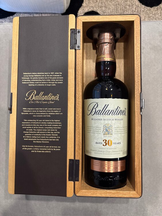 ウイスキー バランタイン （お酒）の商品画像 - 査定依頼日：2025年5月19日 - 最高査定価格：24,100円