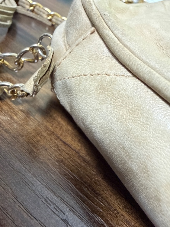 タッセルチェーンショルダー（ブランドバッグ）の商品画像 - 査定依頼日：2026年3月16日 - 最高査定価格：60,000円