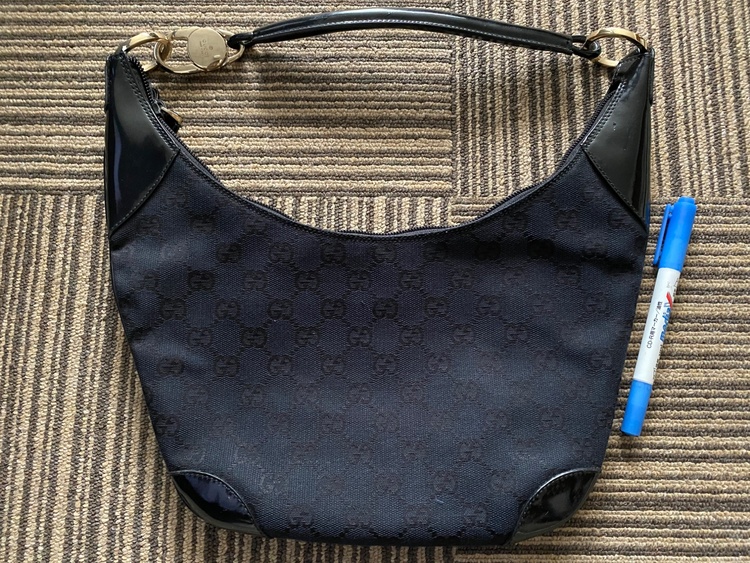 ショルダーバッグ（ブランドバッグ）の商品画像 - 査定依頼日：2026年2月22日 - 最高査定価格：40,000円