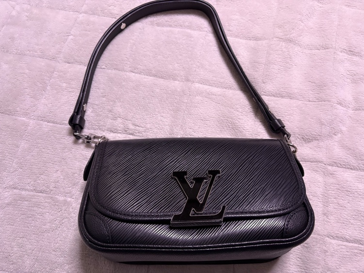 ルイヴィトン エピ （ブランドバッグ）の商品画像 - 査定依頼日：2026年3月13日 - 最高査定価格：210,000円