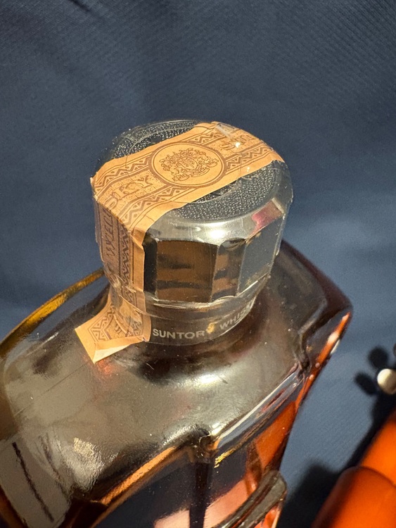 サントリー ローヤル バイオリン 楽器シリーズ（お酒）の商品画像 - 査定依頼日：2025年9月4日 - 最高査定価格：7,000円