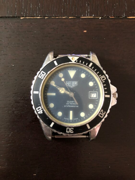 タグホイヤー その他 アンティークホイヤー　１９８３年　1000シリーズ　980.01（高級時計）の商品画像 - 査定依頼日：2025年2月3日 - 最高査定価格：45,000円