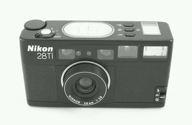 Nikon 28TI ブラック（カメラ）の商品画像 - 査定依頼日：2026年8月12日 - 最高査定価格：130,000円