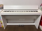 F-130R（ピアノ・楽器・PA機材）の商品画像 - 査定依頼日：2025年9月4日 - 最高査定価格：5,000円