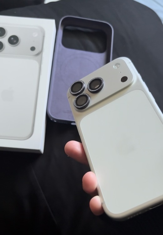 IPHONE 17 PRO（スマホ）の商品画像 - 査定依頼日：2026年9月23日 - 最高査定価格：100,000円