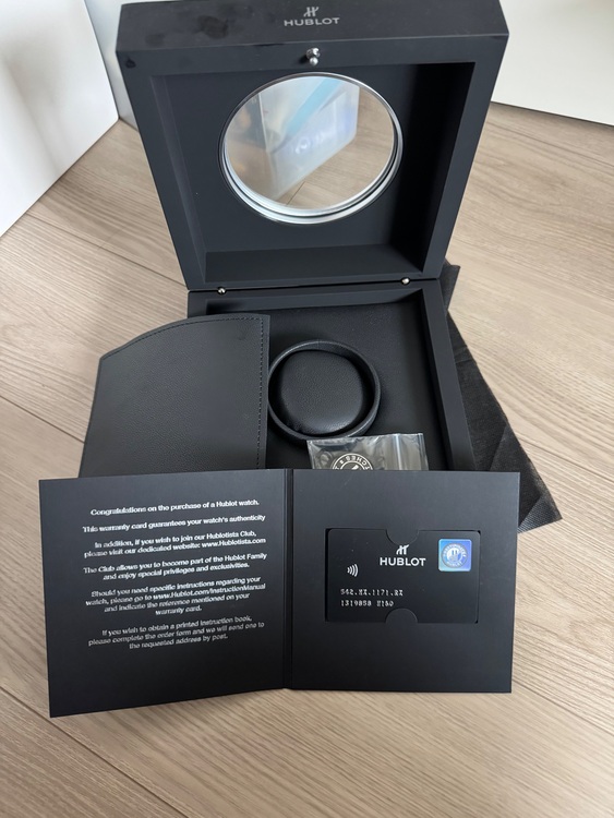 ウブロ クラシックフュージョン も（高級時計）の商品画像 - 査定依頼日：2025年6月15日 - 最高査定価格：560,000円