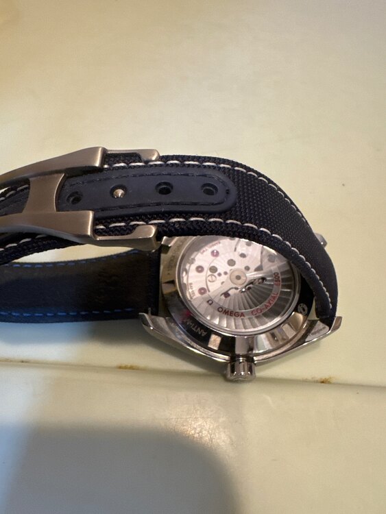 オメガ シーマスター 231.92.39.21.04.00（高級時計）の商品画像 - 査定依頼日：2025年1月15日 - 最高査定価格：550,000円