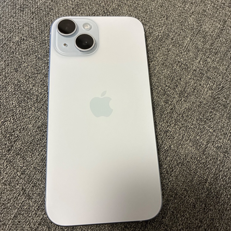 iPhone iPhone 15 256GB docomo（スマホ）の商品画像 - 査定依頼日：2026年8月13日 - 最高査定価格：75,000円