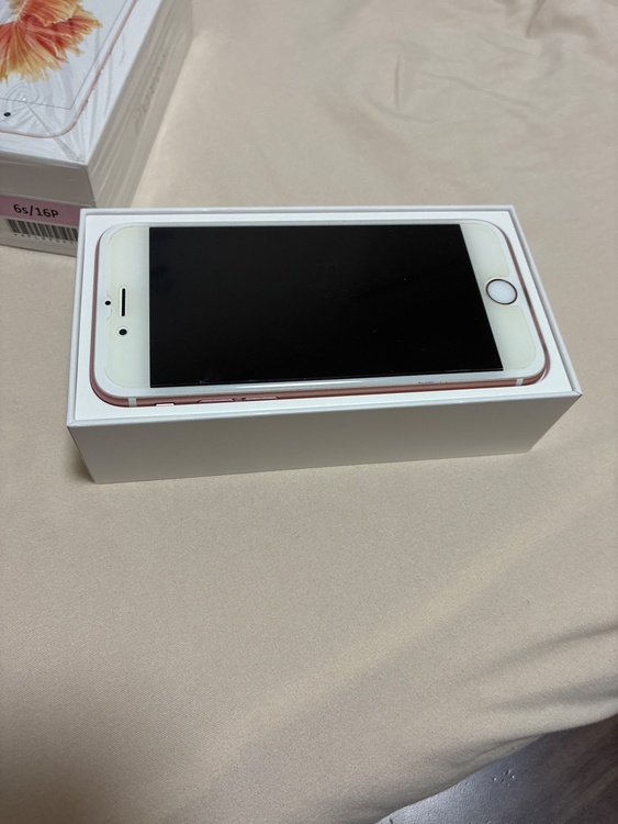 iPhone iPhone6s 16GB docomo（スマホ）の商品画像 - 査定依頼日：2026年8月2日 - 最高査定価格：100,000円