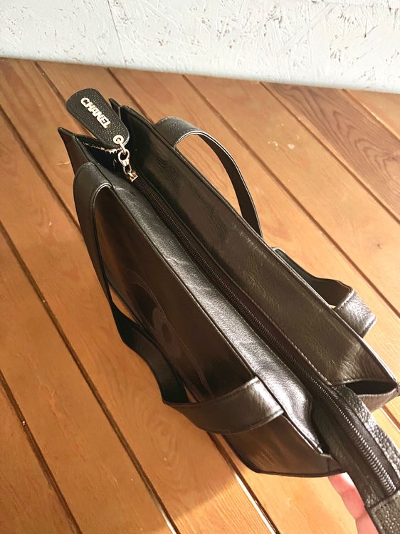 トートバッグ（ブランドバッグ）の商品画像 - 査定依頼日：2025年7月7日 - 最高査定価格：100,000円