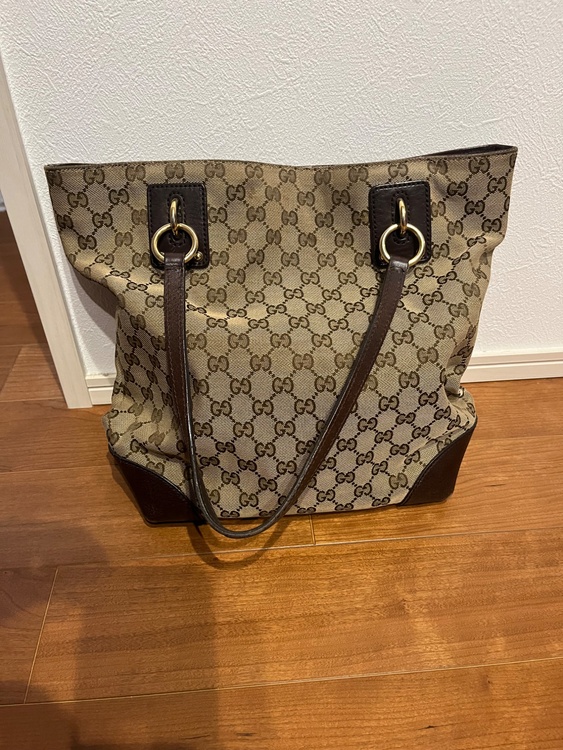 GUCCI（ブランドバッグ）の商品画像 - 査定依頼日：2026年10月14日 - 最高査定価格：100,000円