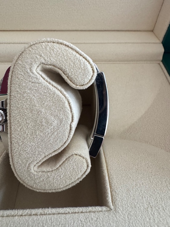 サブマリーナデイト（高級時計）の商品画像 - 査定依頼日：2025年8月25日 - 最高査定価格：100,000円