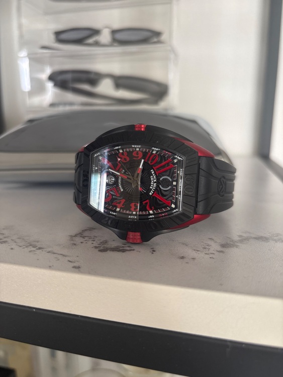 フランクミュラー（高級時計）の商品画像 - 査定依頼日：2025年6月13日 - 最高査定価格：500,000円