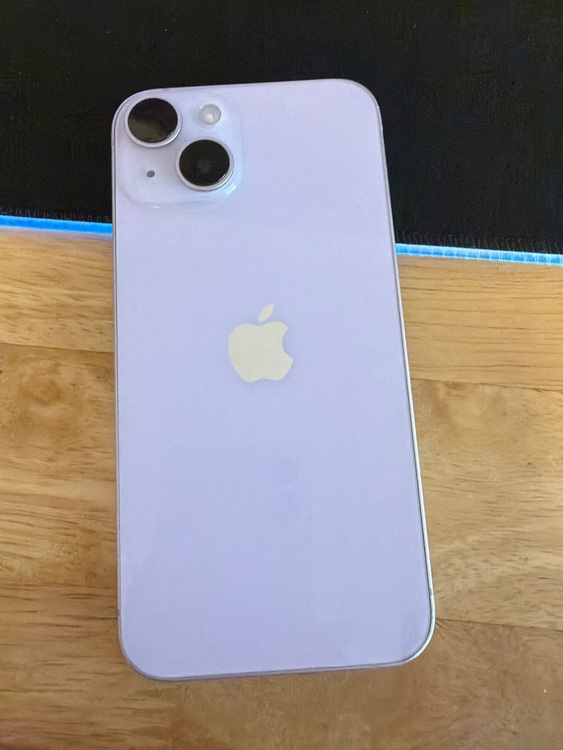 iPhone14（スマホ）の商品画像 - 査定依頼日：2025年10月19日 - 最高査定価格：57,000円