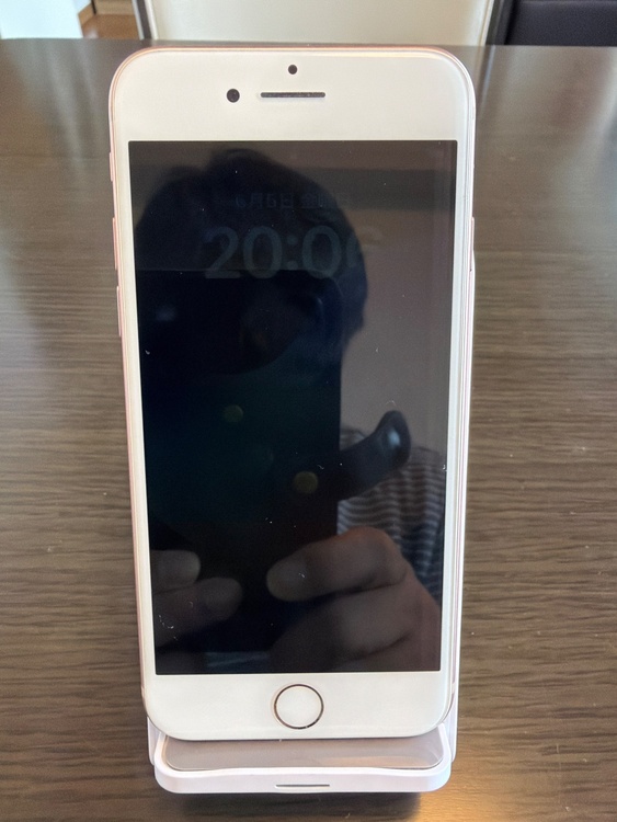 iPhone8 64GB（スマホ）の商品画像 - 査定依頼日：2026年6月6日 - 最高査定価格：6,000円