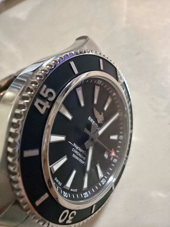 ブライトリング スーパーオーシャン （高級時計）の商品画像 - 査定依頼日：2026年4月10日 - 最高査定価格：380,000円