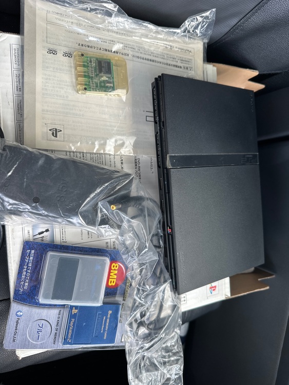 SCPH-79000 CB（ゲーム機本体・ゲームソフト）の商品画像 - 査定依頼日：2025年8月17日 - 最高査定価格：3,000円