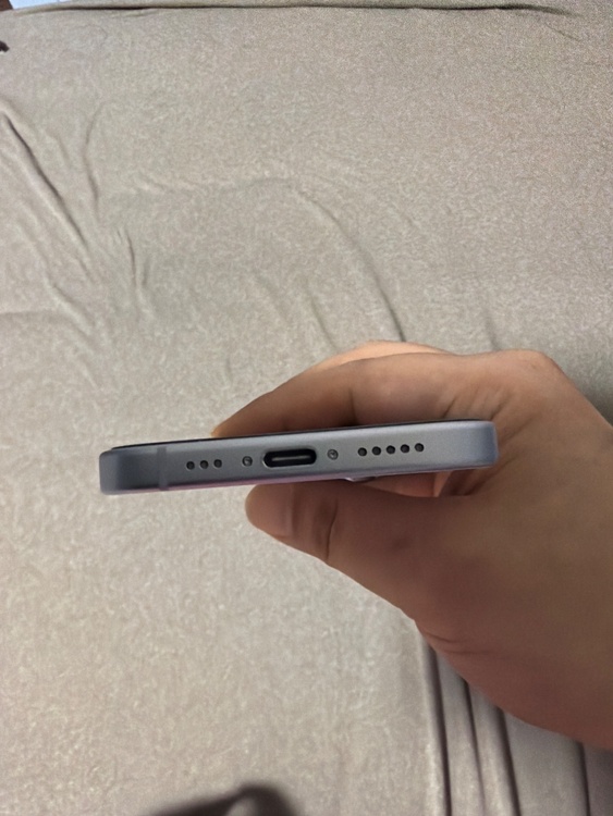 iPhone 15 512GB SIMフリー（スマホ）の商品画像 - 査定依頼日：2026年3月18日 - 最高査定価格：80,000円